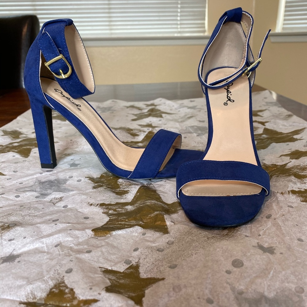 Blue Heels
